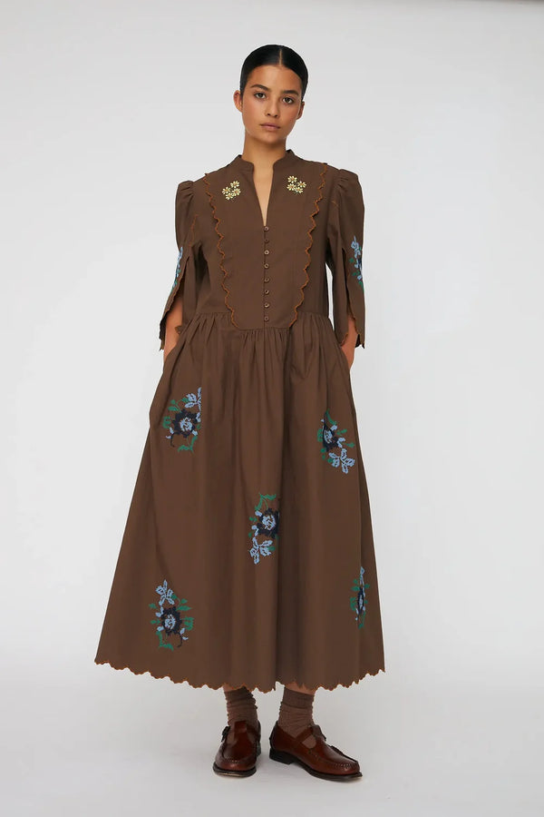 Stella nova-Embroidered midi dress